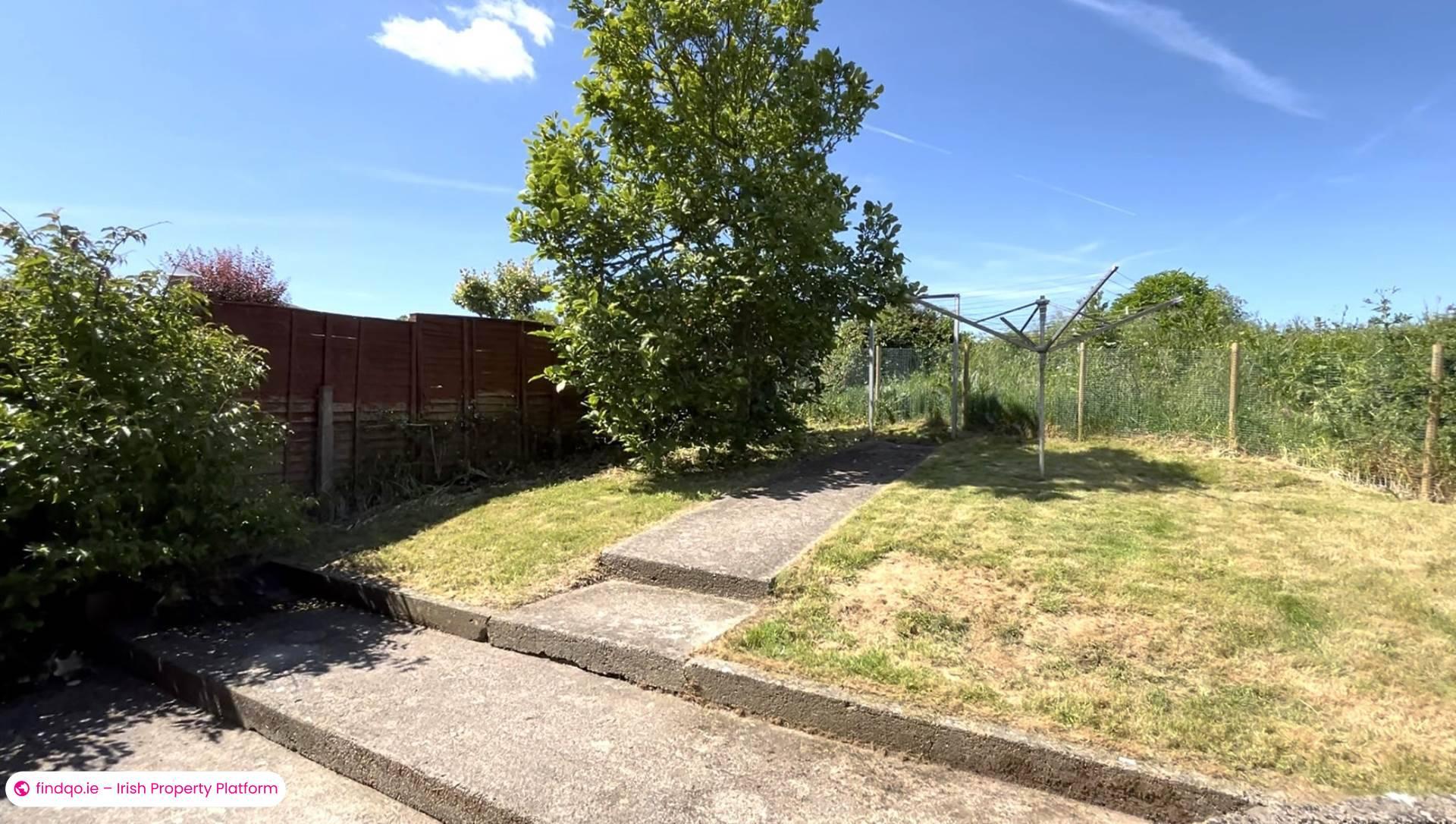 Semi-detached house for Sale in Cahir, Tipperary