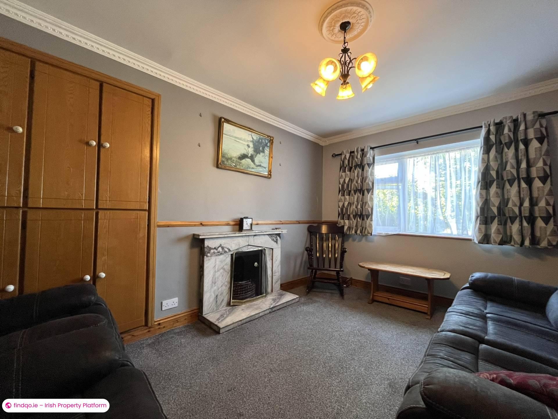 Semi-detached house for Sale in Cahir, Tipperary