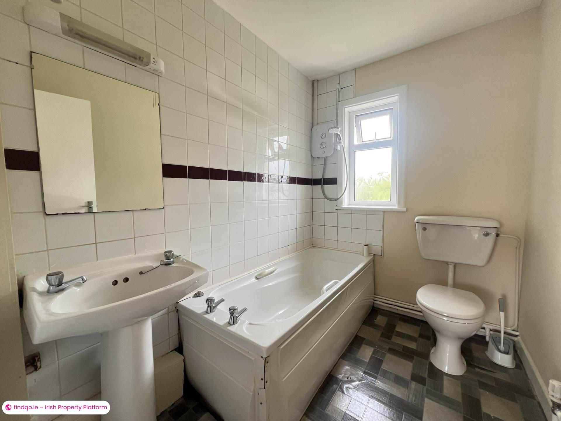 Semi-detached house for Sale in Clonmel, Tipperary