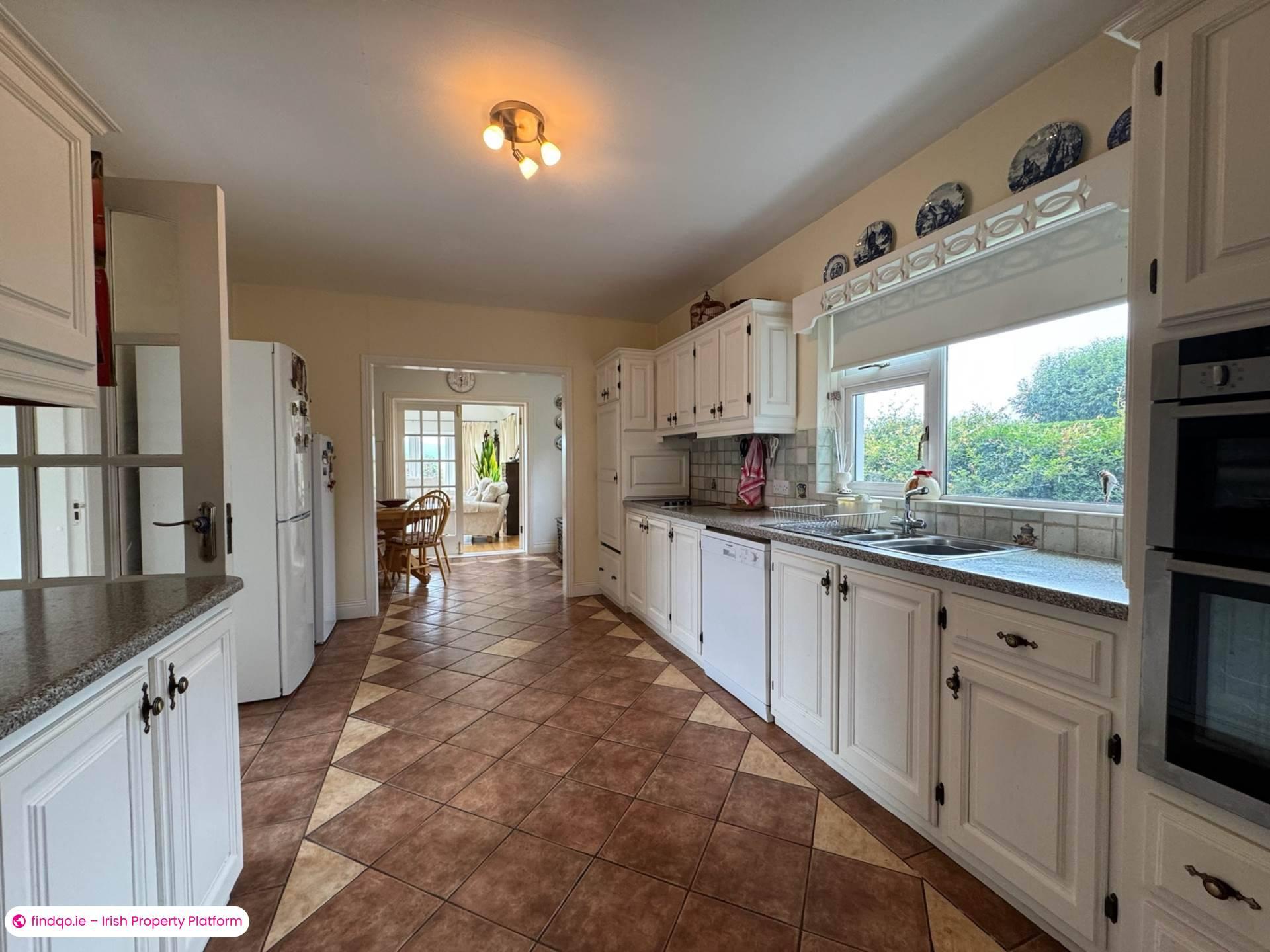 Bungalow for Sale in Cahir, Tipperary