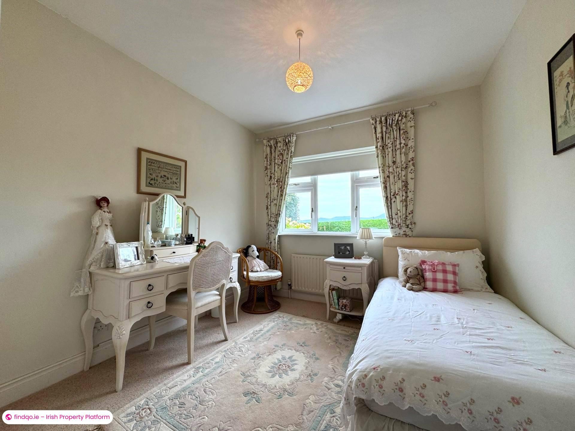 Bungalow for Sale in Cahir, Tipperary