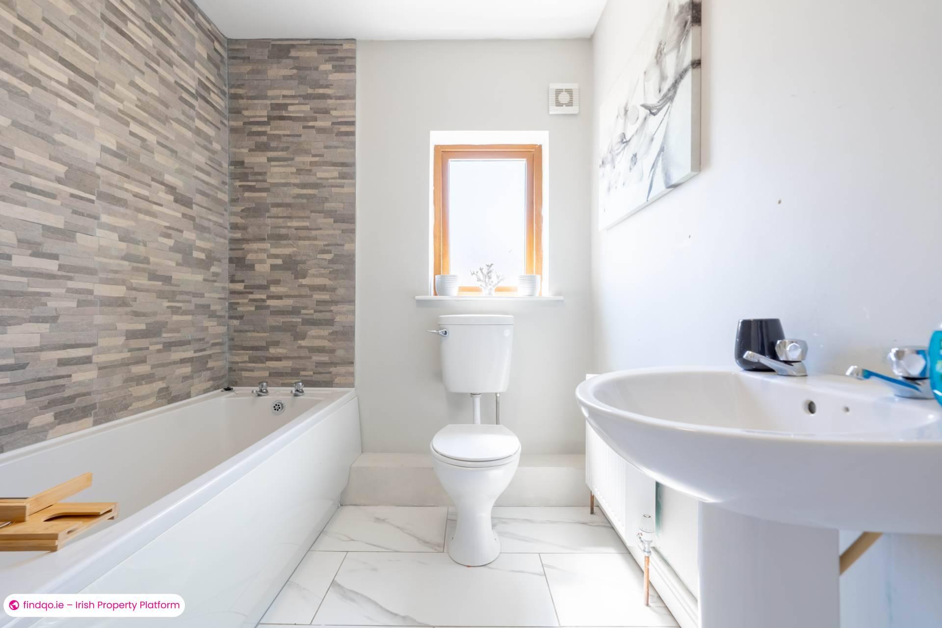 Detached house for Sale in Ardfinnan, Tipperary