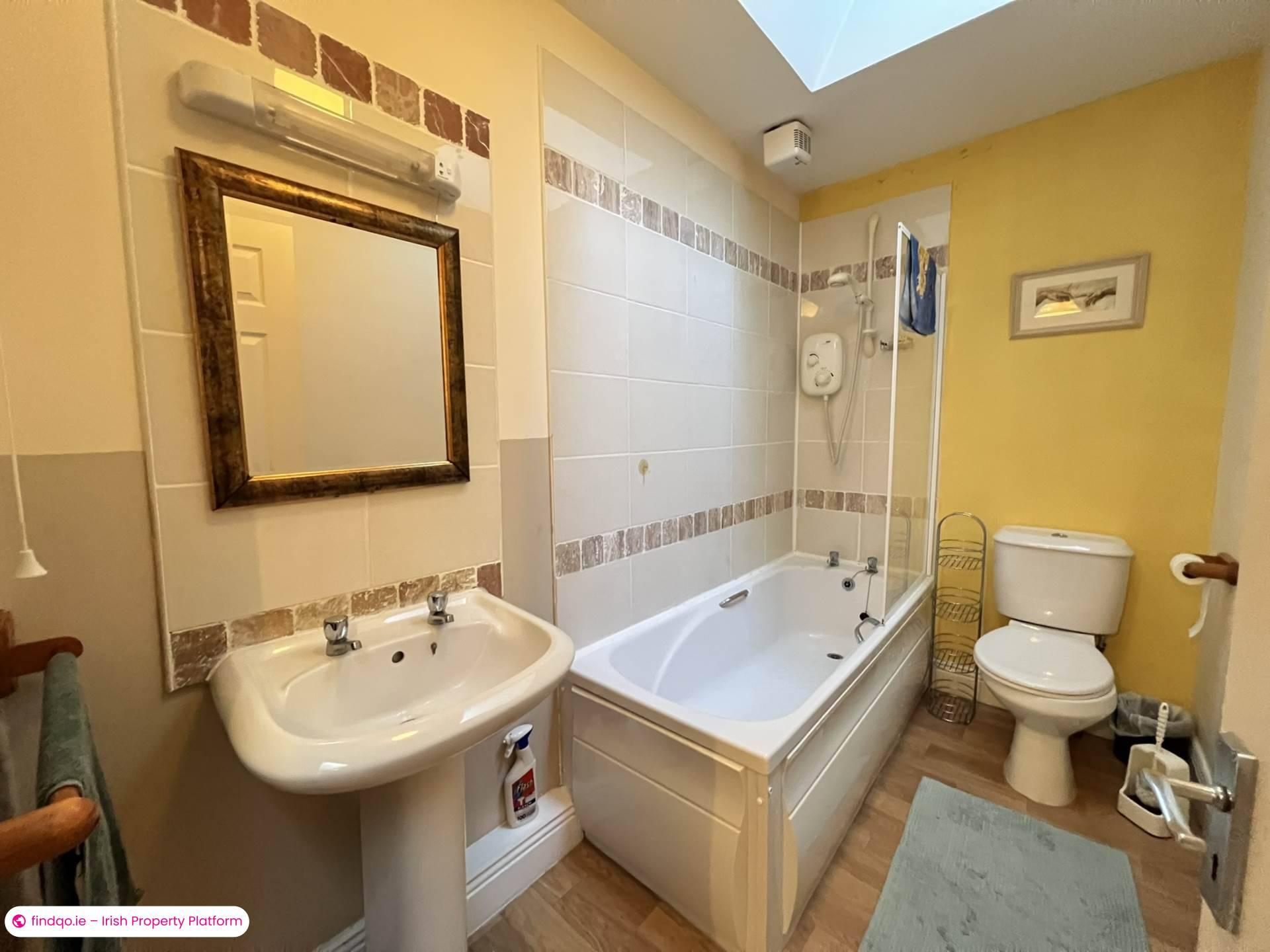 Terraced house for Sale in Cahir, Tipperary