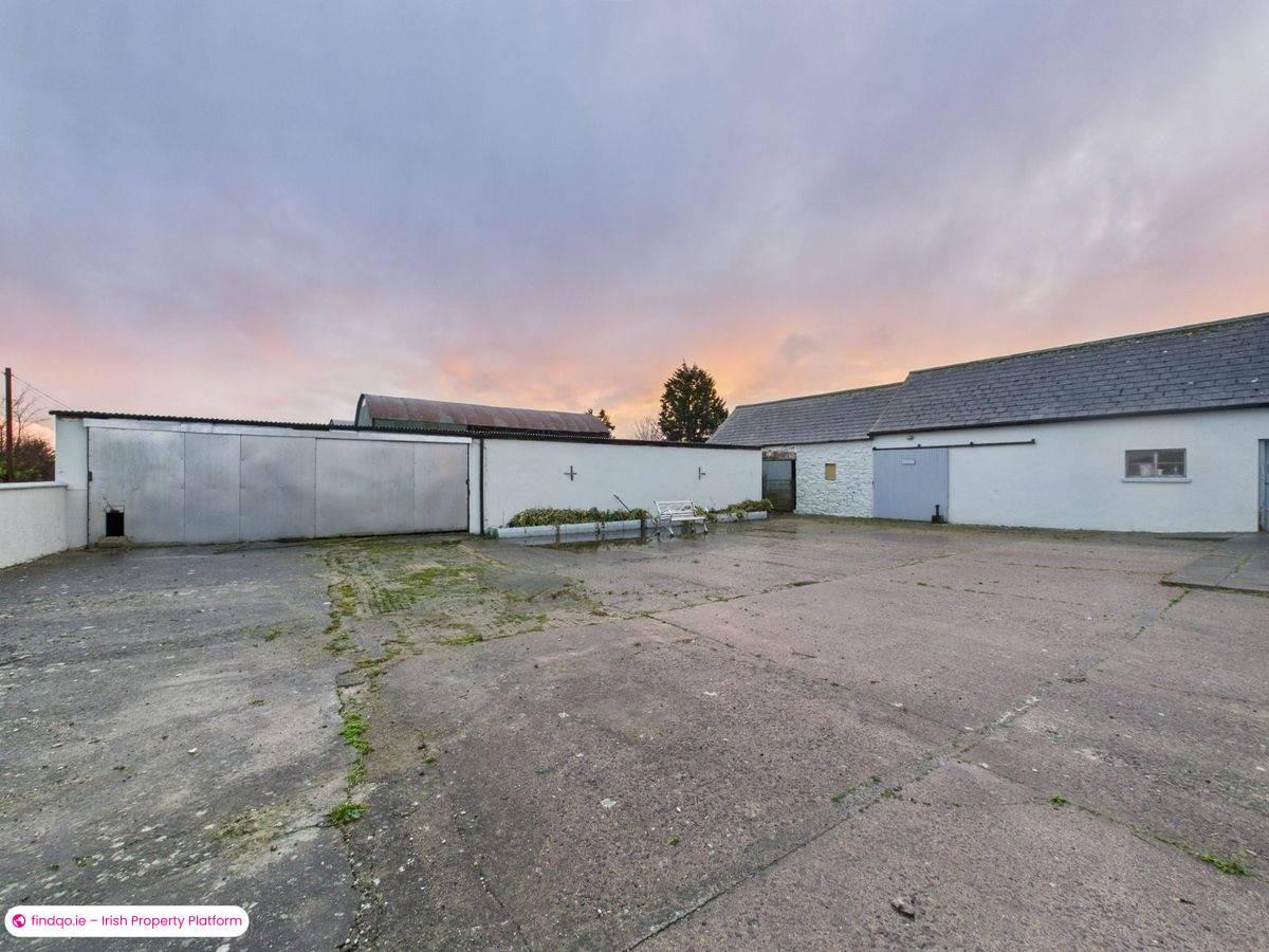 5 Bedroom House for Rent in Rochestown, Kilkenny