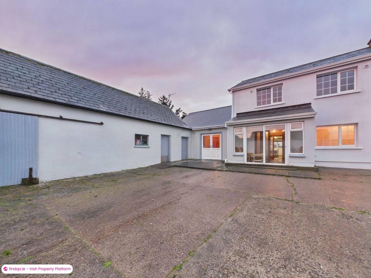5 Bedroom House for Rent in Rochestown, Kilkenny