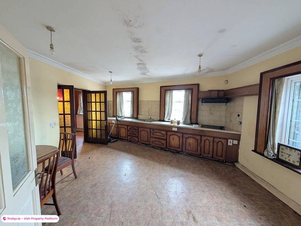 End of terrace house for Sale in Nenagh, Tipperary