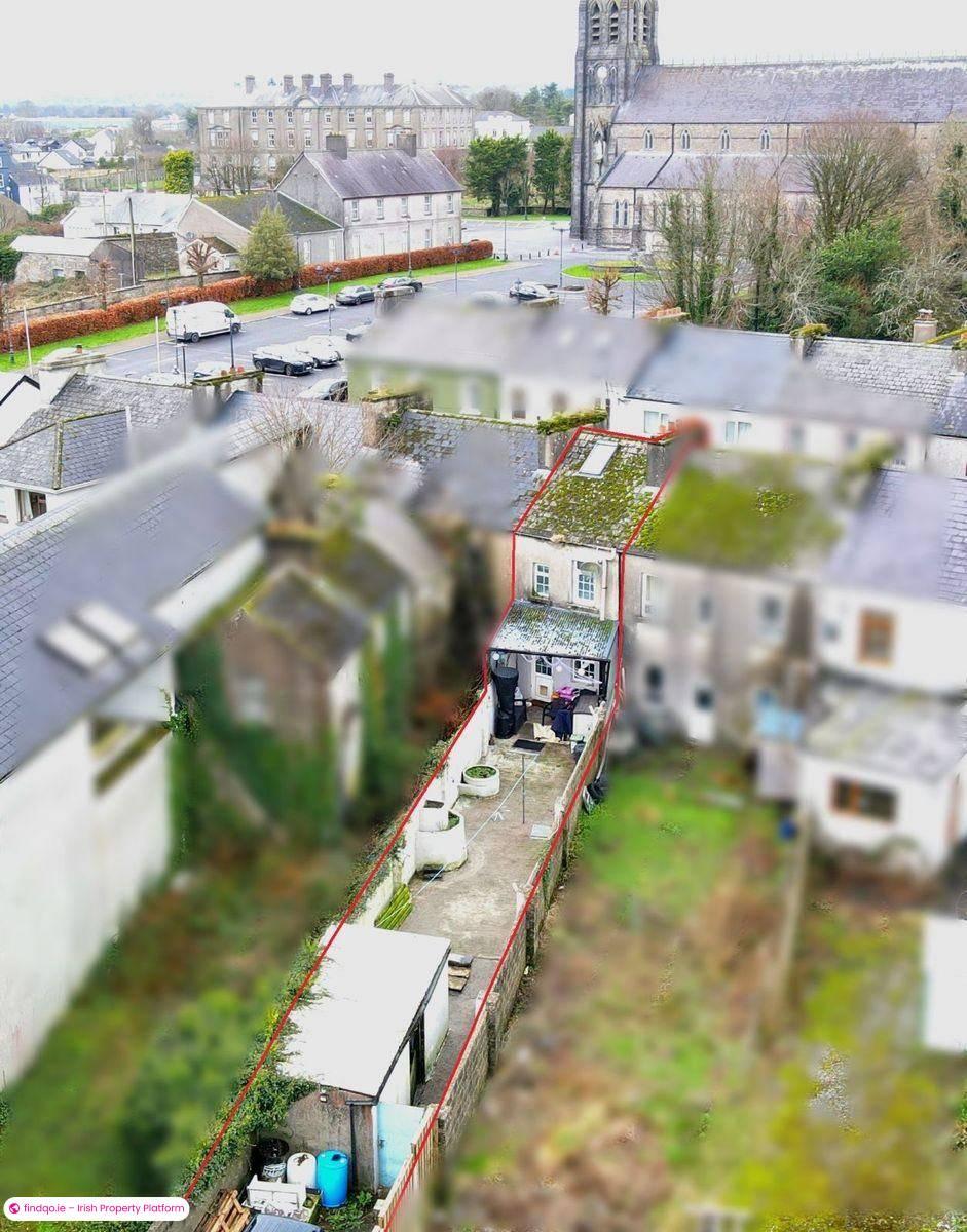 Terraced house for Sale in Ballaghaderreen, Roscommon