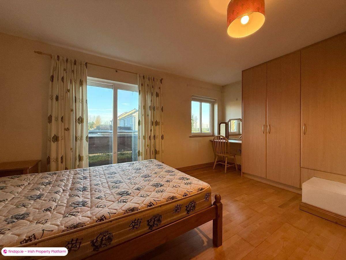 Semi-detached house for Sale in Ballaghaderreen, Roscommon