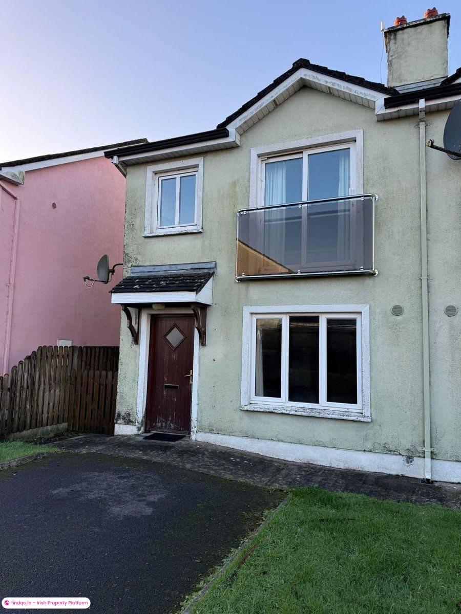 Semi-detached house for Sale in Ballaghaderreen, Roscommon
