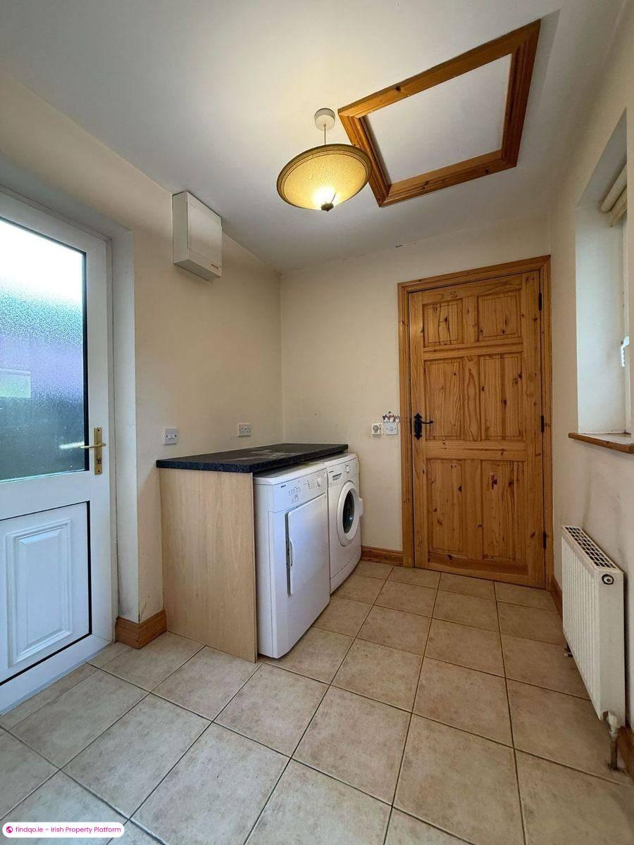 Semi-detached house for Sale in Ballaghaderreen, Roscommon