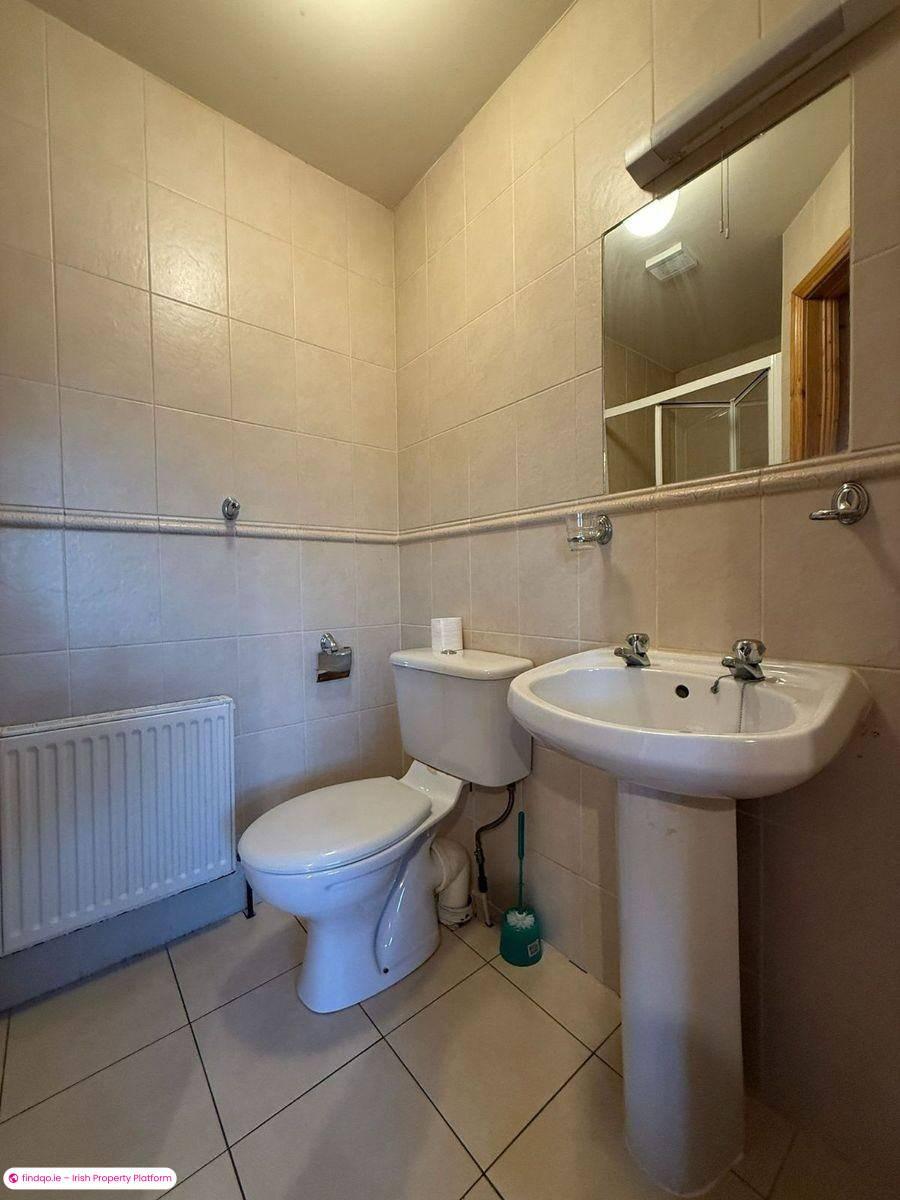 Semi-detached house for Sale in Ballaghaderreen, Roscommon