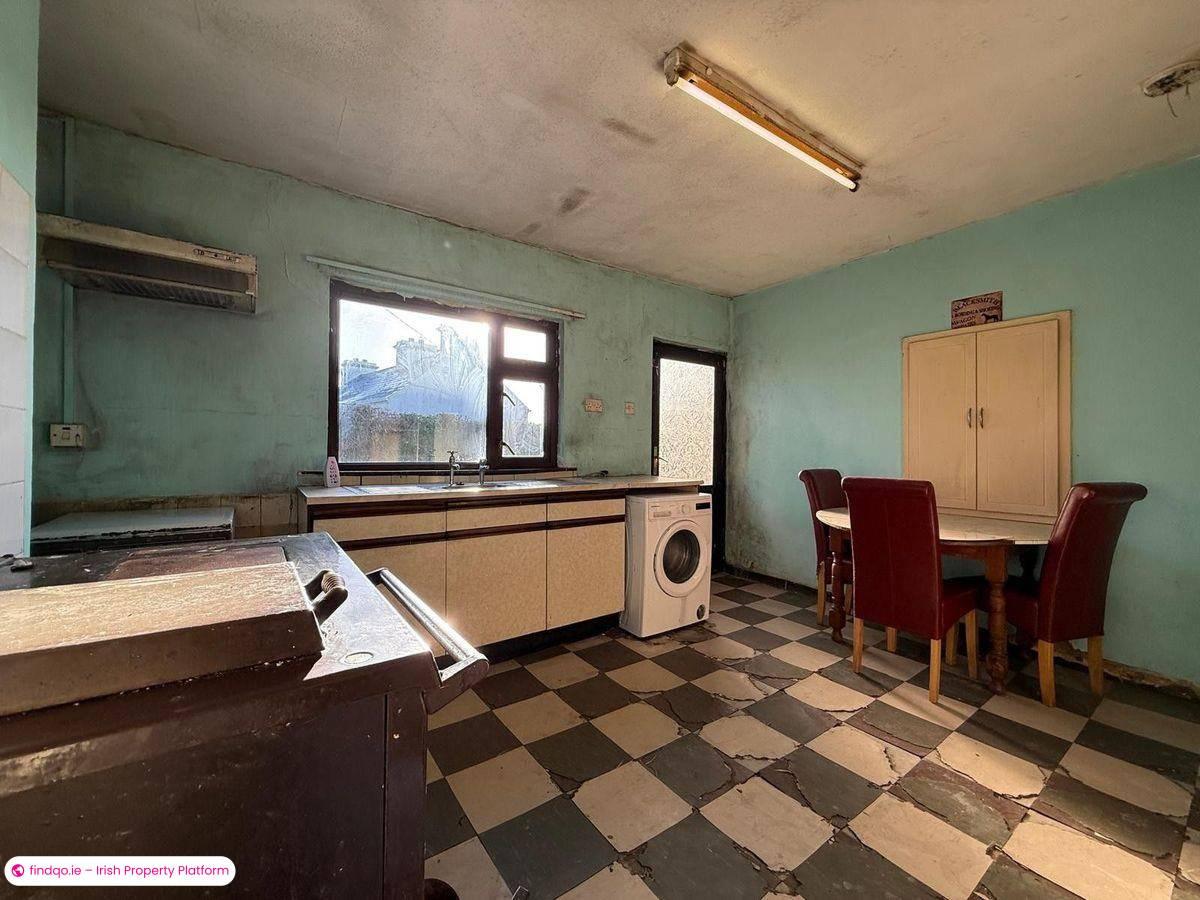 Detached house for Sale in Ballaghaderreen, Roscommon