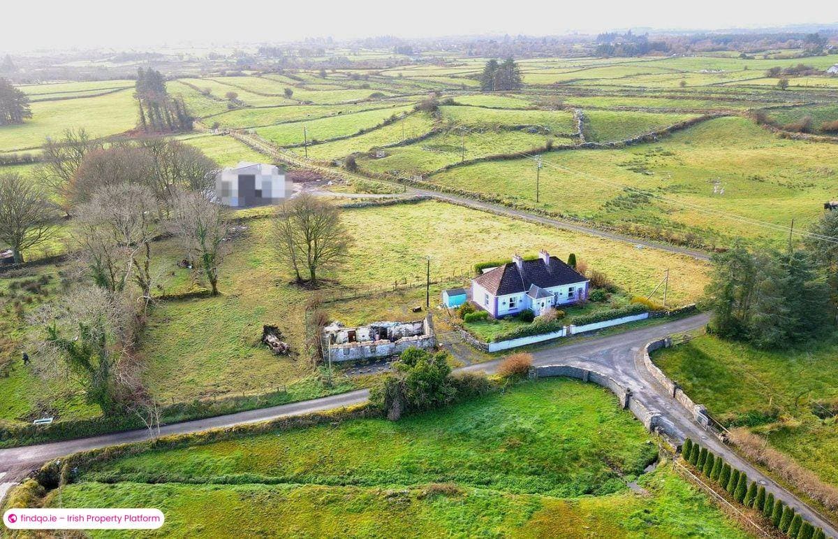 Detached house for Sale in Kilmovee, Mayo