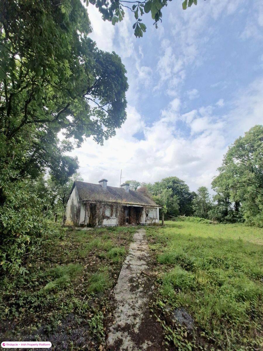 Detached house for Sale in Ballaghaderreen, Roscommon