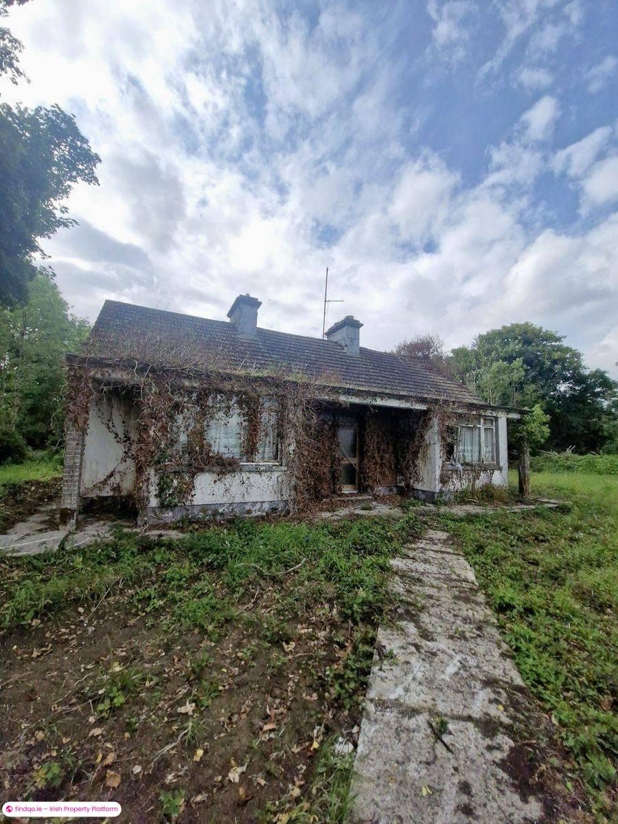 Detached house for Sale in Ballaghaderreen, Roscommon