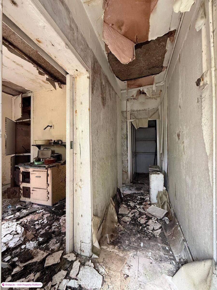 Detached house for Sale in Ballaghaderreen, Roscommon