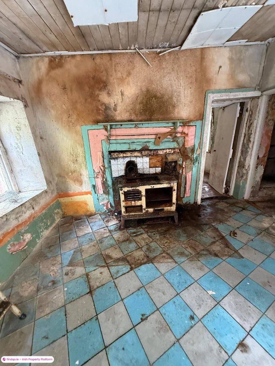 Detached house for Sale in Castlerea, Roscommon