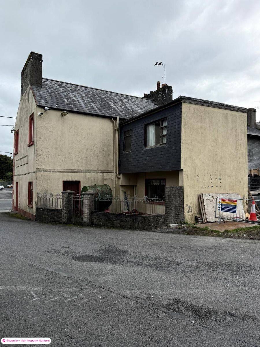 Townhouse for Sale in Charlestown, Mayo