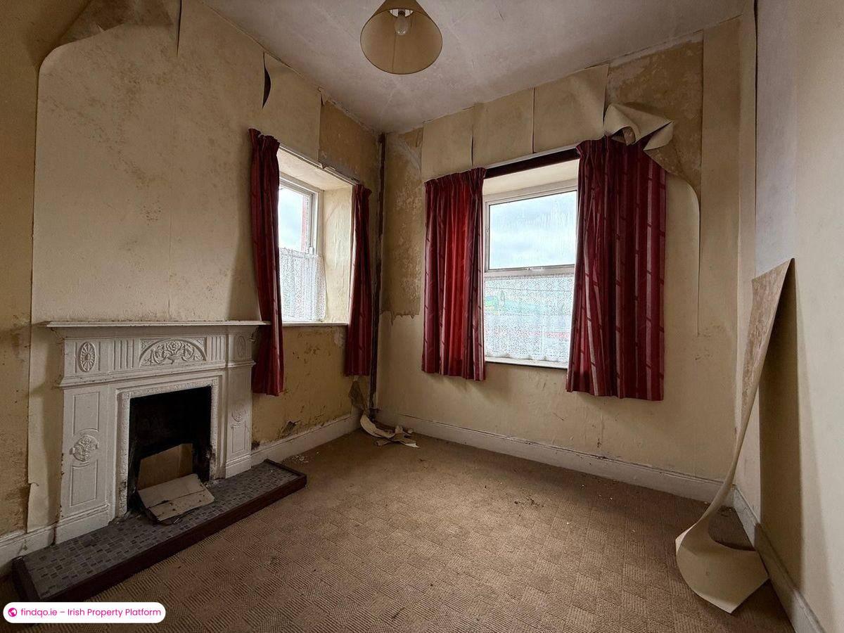 Townhouse for Sale in Charlestown, Mayo