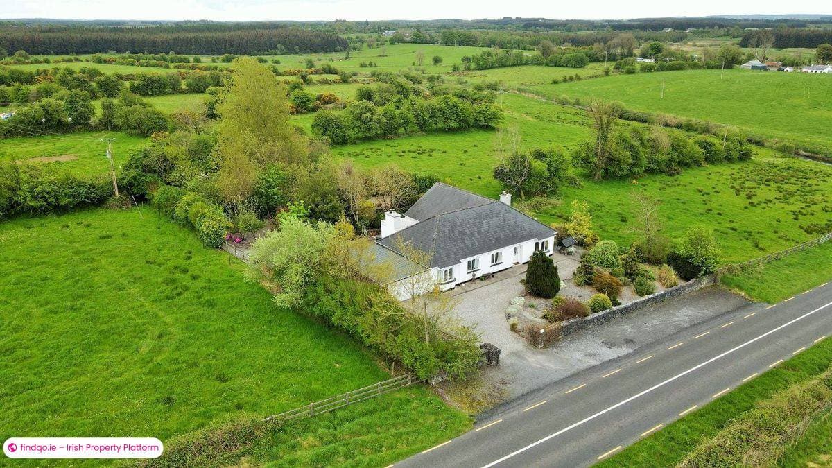 Detached house for Sale in Castlerea, Roscommon
