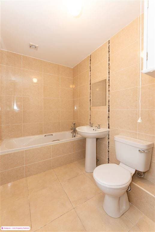 Terraced house for Sale in Caherconlish, Limerick