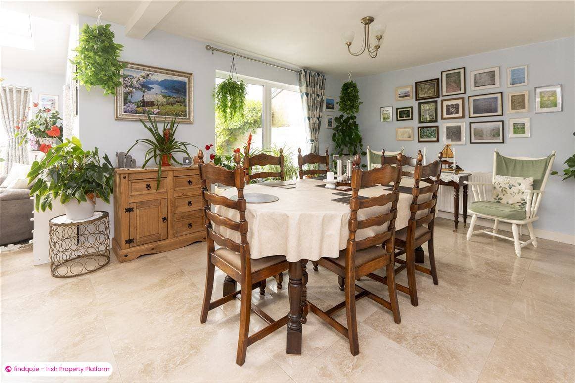 Semi-detached house for Sale in Woodview Park, Limerick, V94 Y3FV