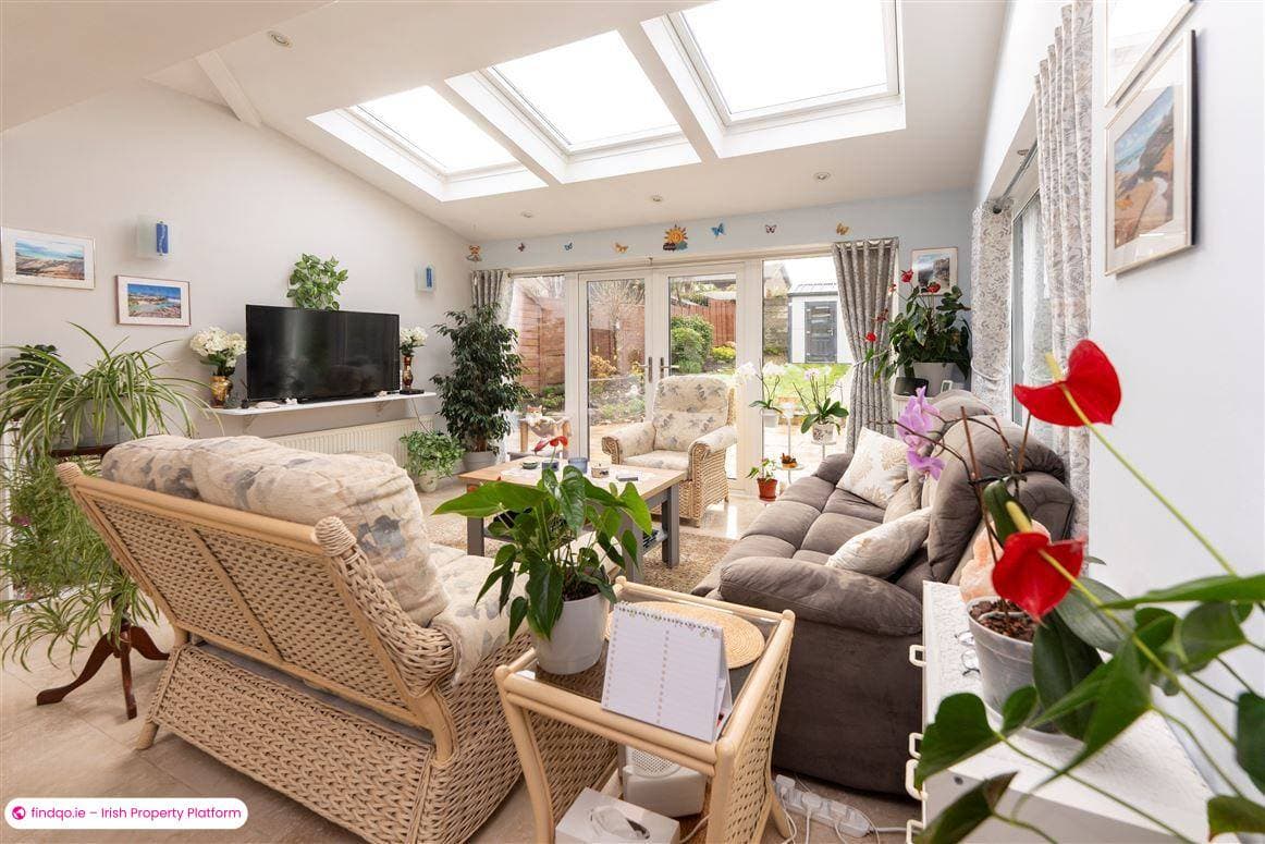 Semi-detached house for Sale in Woodview Park, Limerick, V94 Y3FV