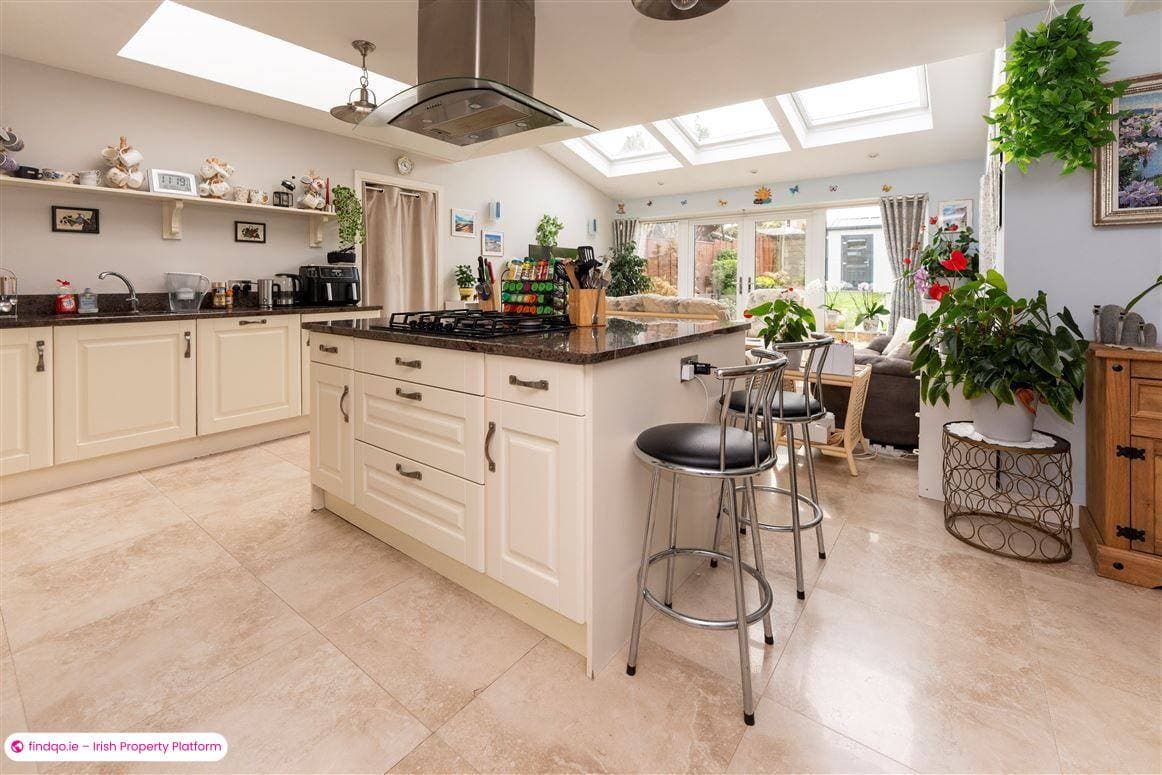 Semi-detached house for Sale in Woodview Park, Limerick, V94 Y3FV