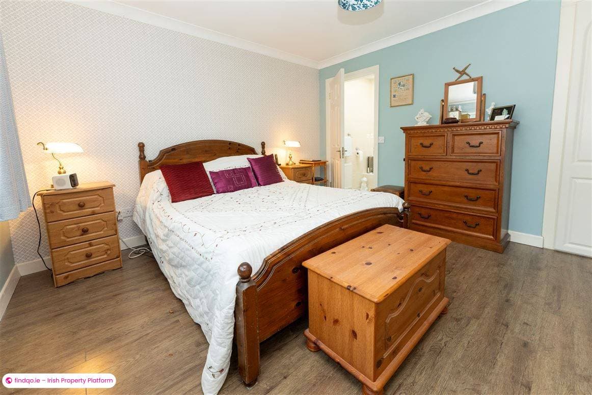 Semi-detached house for Sale in Woodview Park, Limerick, V94 Y3FV