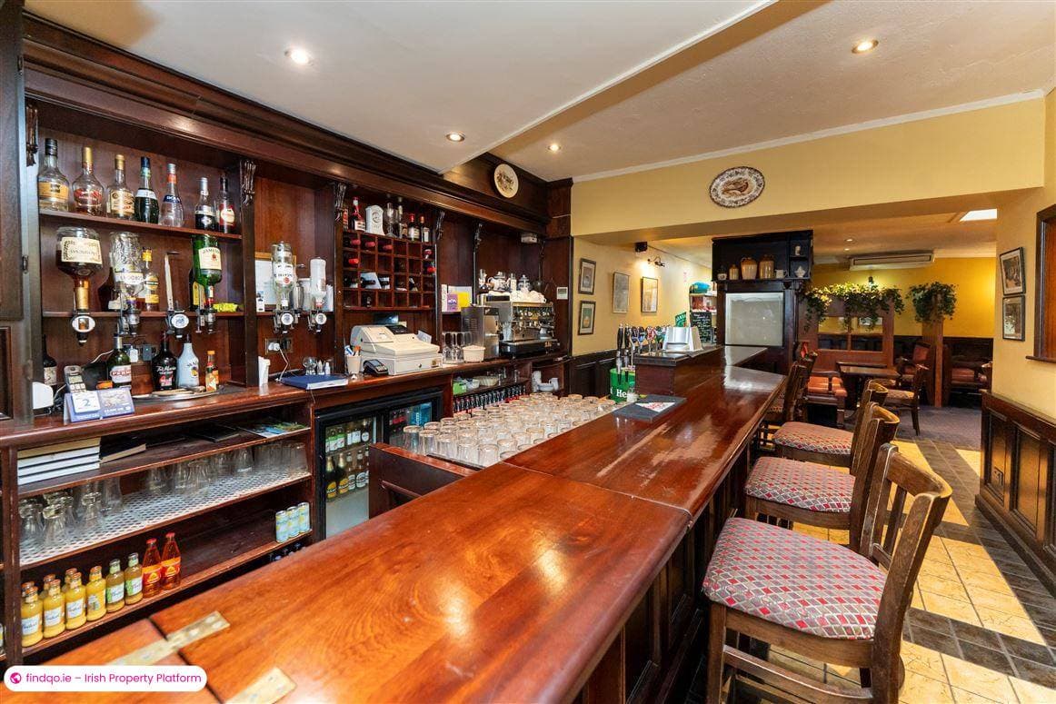 Restaurant / Bar / Hotel for Sale in Newmarket on Fergus, Clare