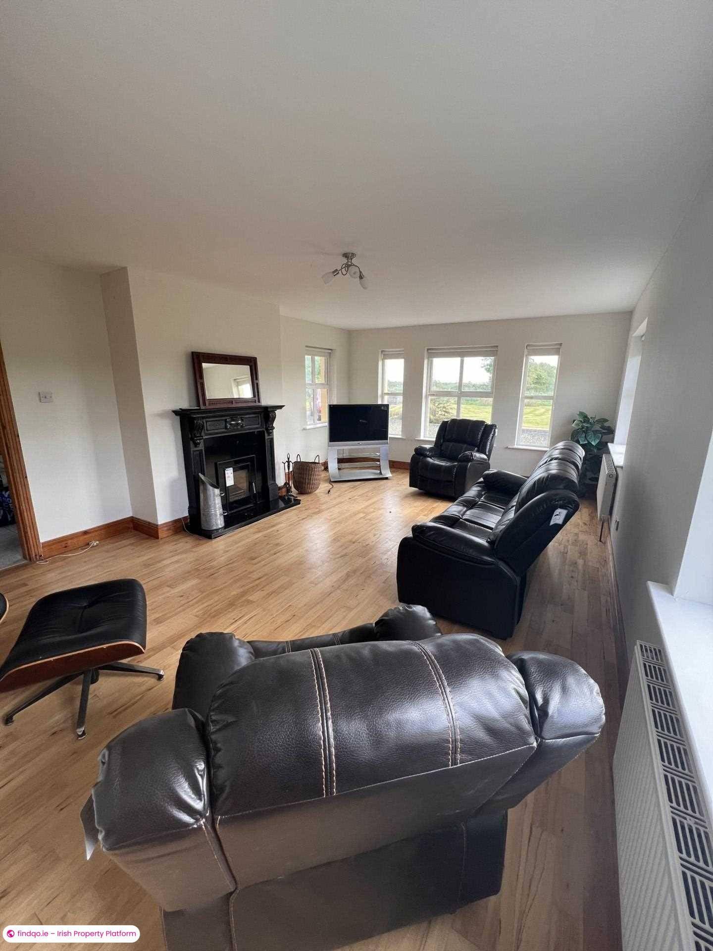 4 Bedroom Detached house for Rent in Listowel, Kerry
