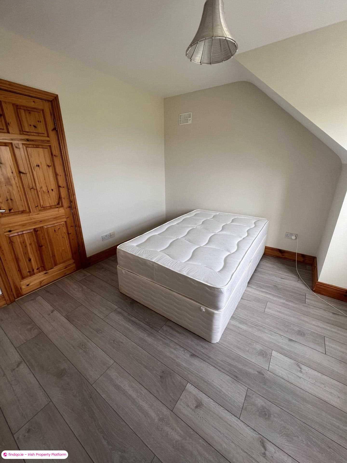 4 Bedroom Detached house for Rent in Listowel, Kerry