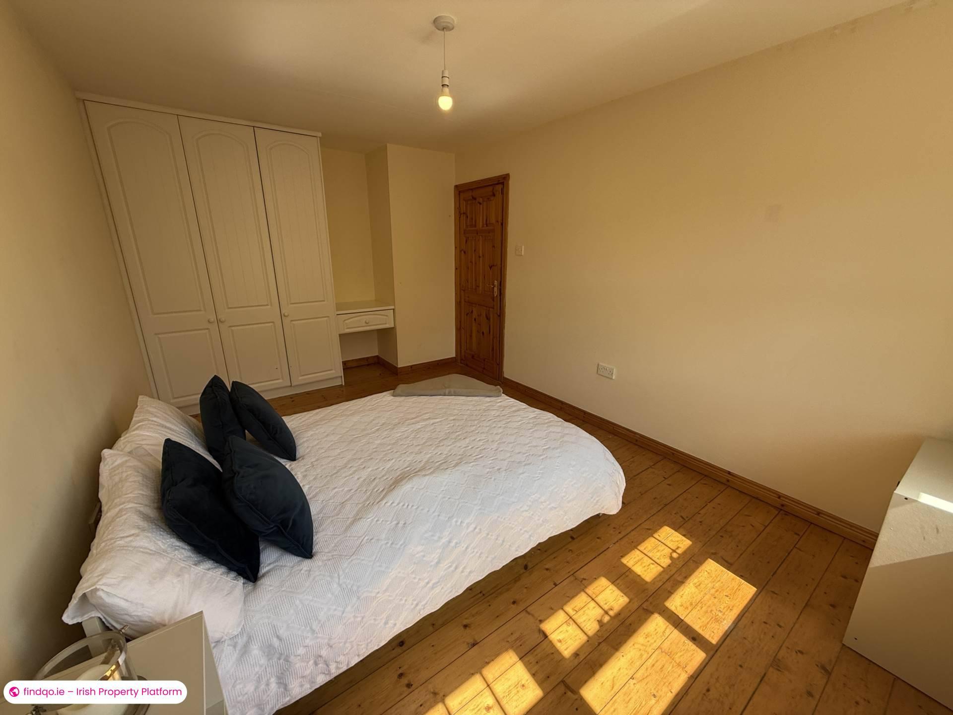 4 Bedroom Semi-detached house for Rent in Dooradoyle, Limerick