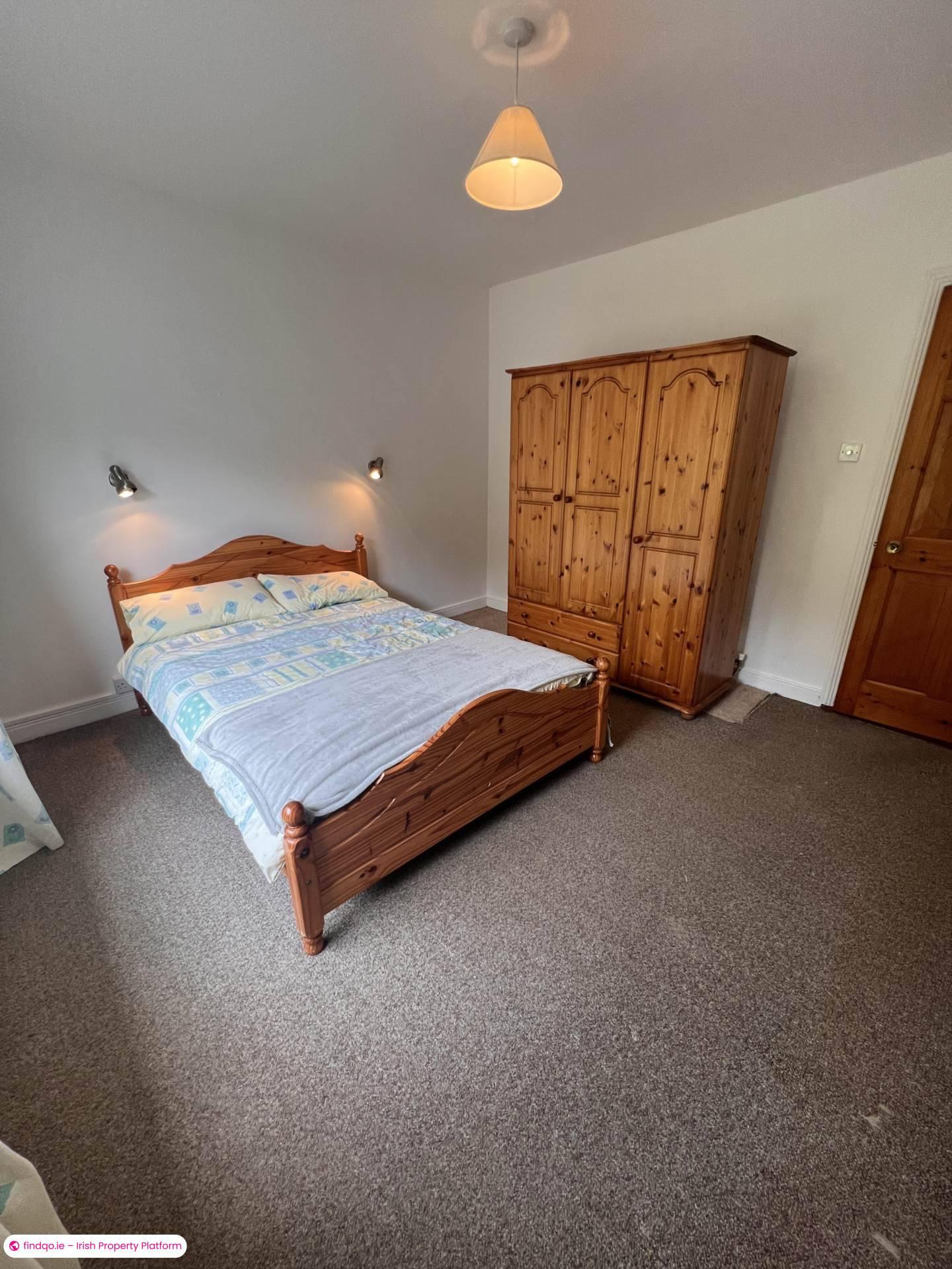 Bungalow for Sale in Ballynacragga, Foynes, Co Limerick