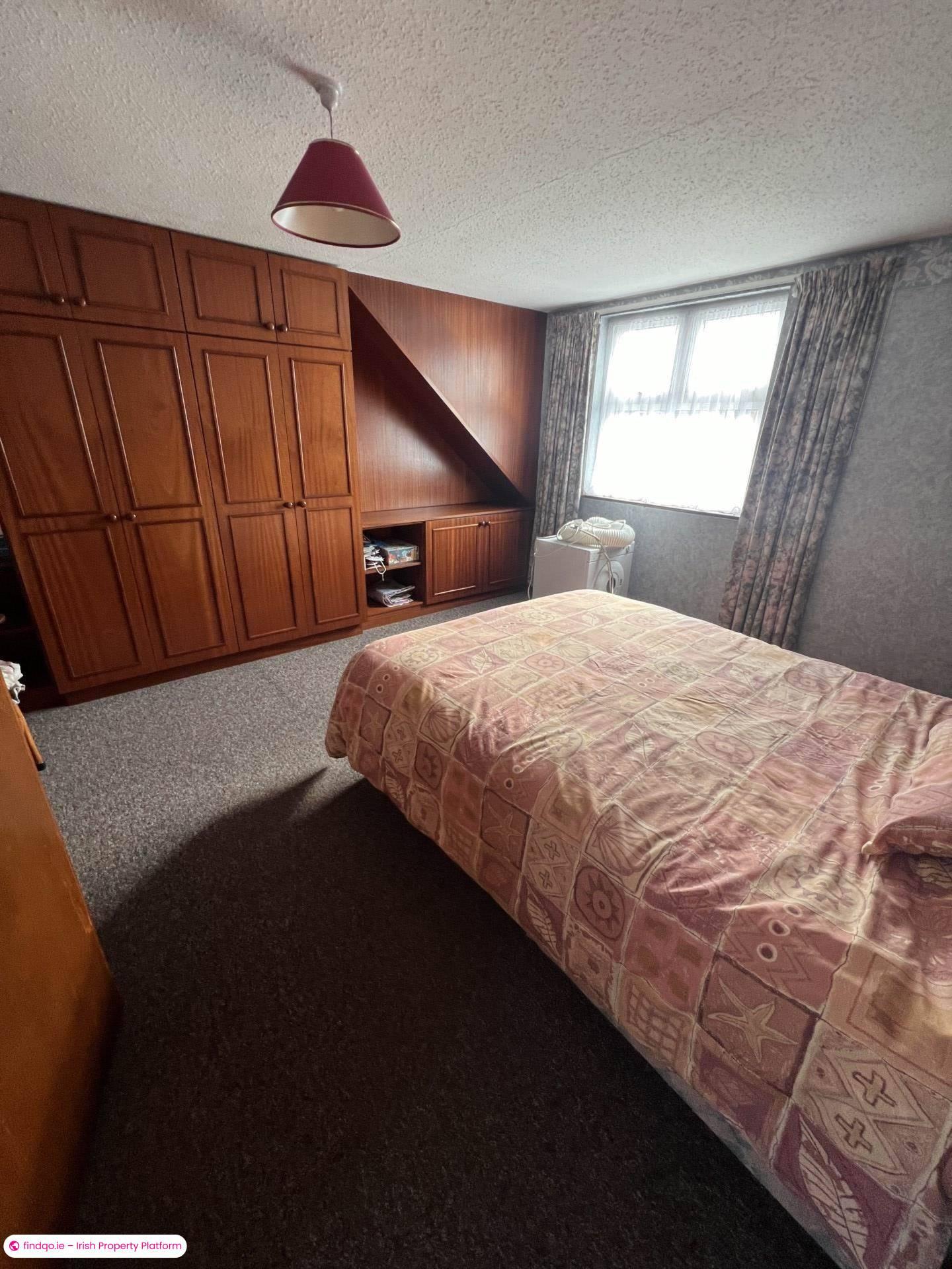 Terraced house for Sale in William Street, Askeaton