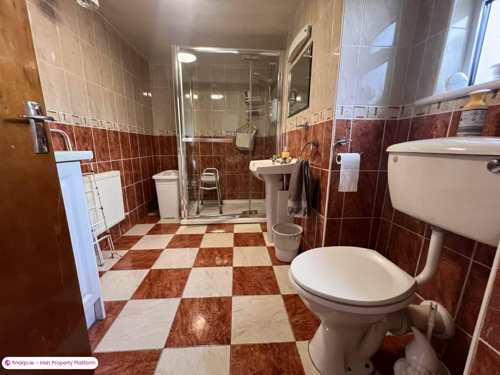 Terraced house for Sale in William Street, Askeaton