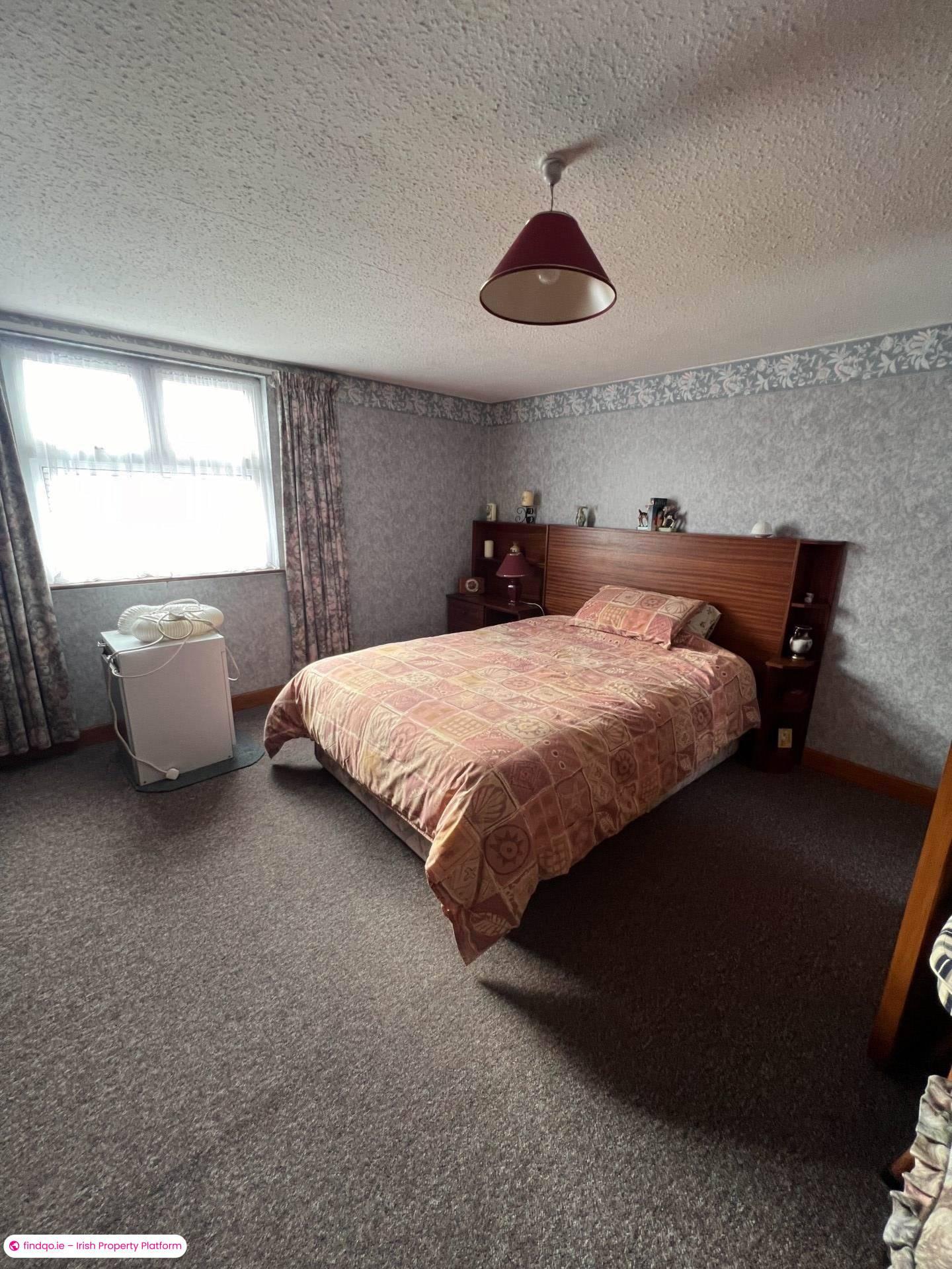 Terraced house for Sale in William Street, Askeaton