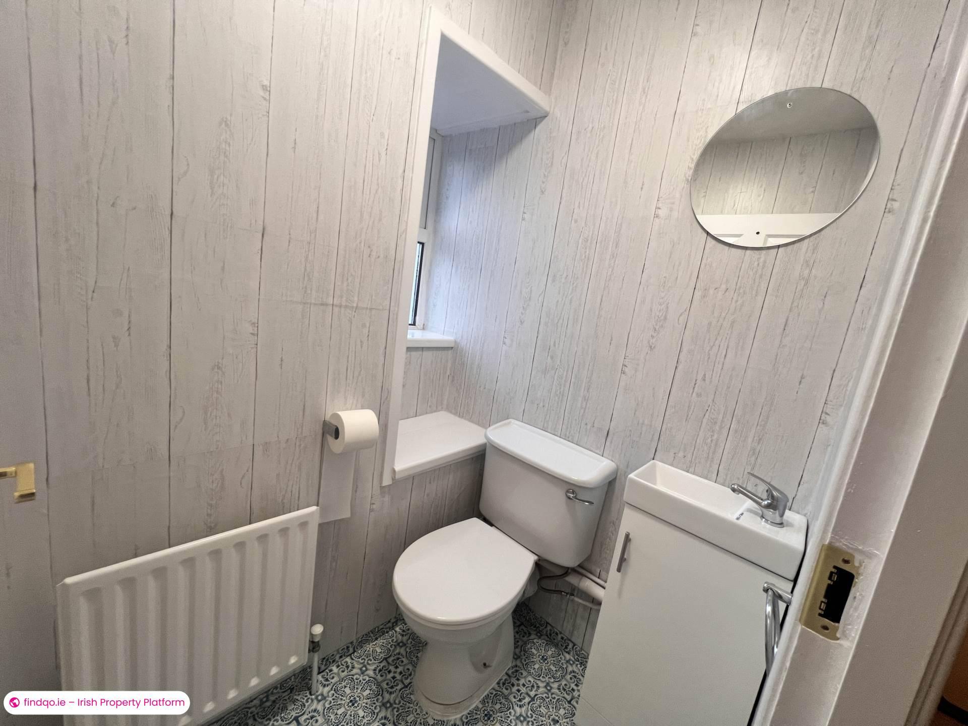 End of terrace house for Sale in Main Street, Shanagolden