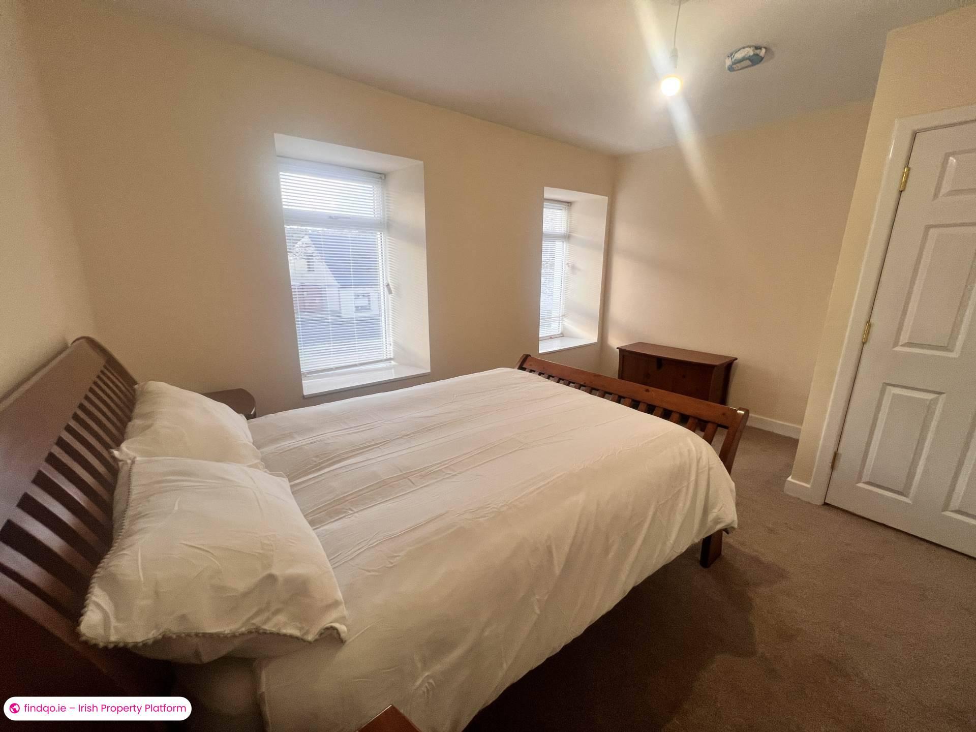 End of terrace house for Sale in Main Street, Shanagolden