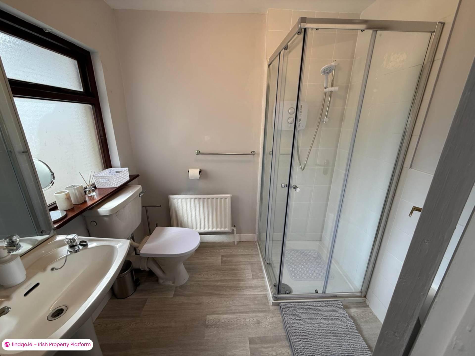 4 Bedroom Terraced house for Rent in Newcastle West, Limerick