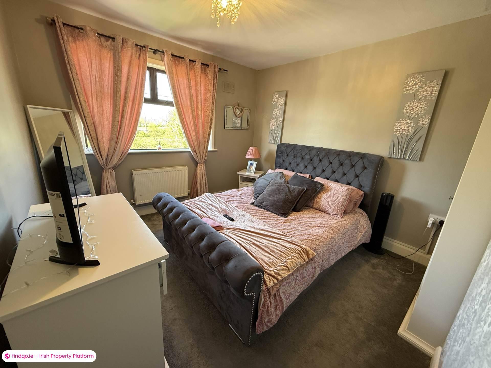 Semi-detached house for Sale in Dromcolliher, Limerick