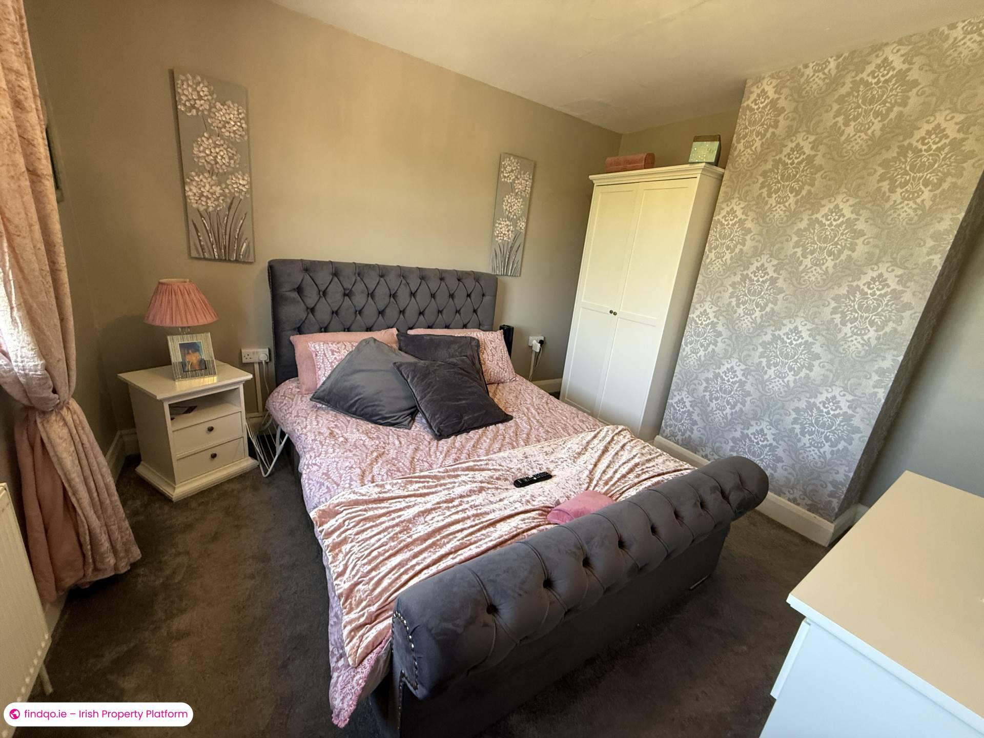 Semi-detached house for Sale in Dromcolliher, Limerick