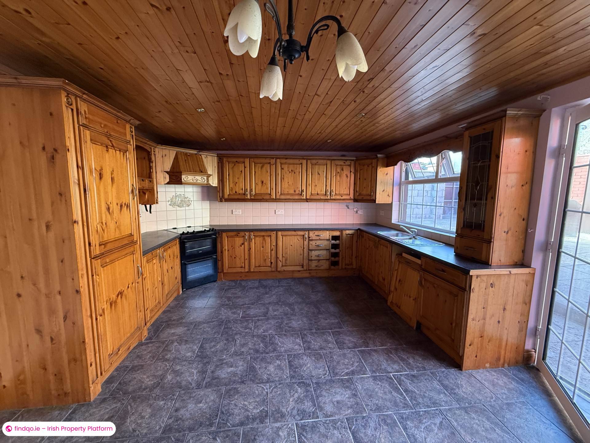 Semi-detached house for Sale in Askeaton, Limerick