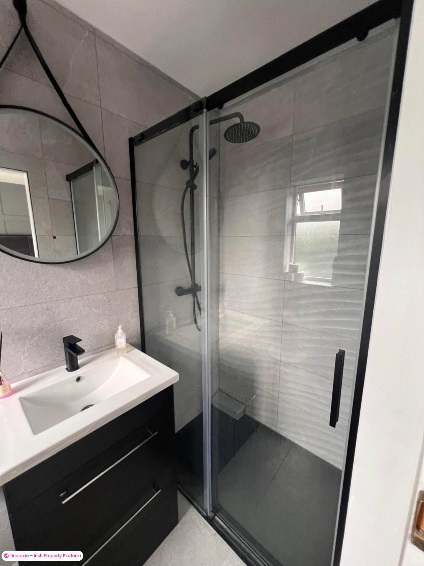 Semi-detached house for Sale in Dromcolliher, Limerick