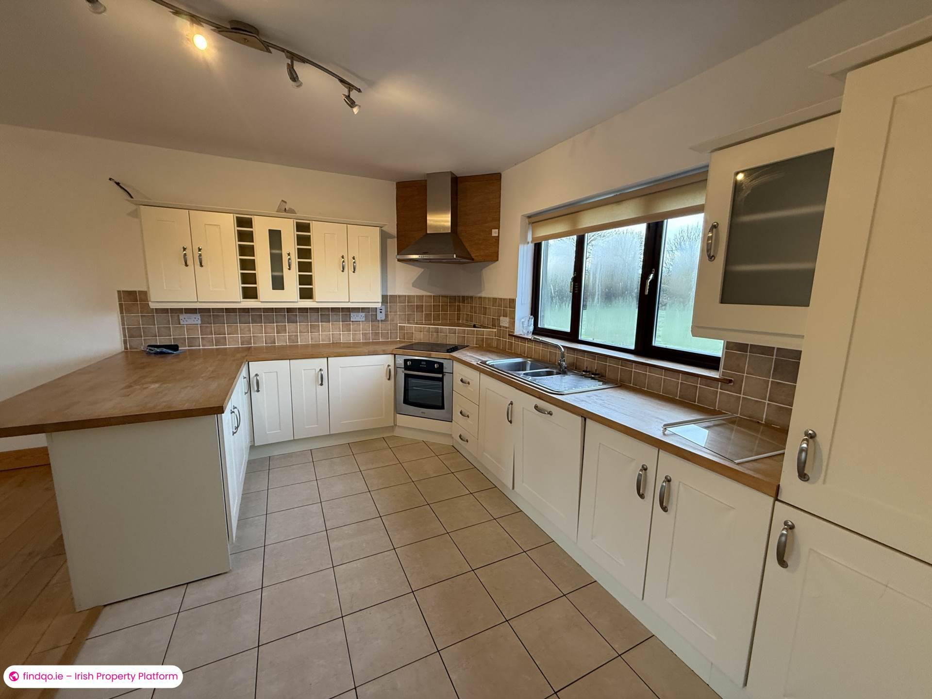 4 Bedroom Detached house for Rent in Dromcolliher, Limerick