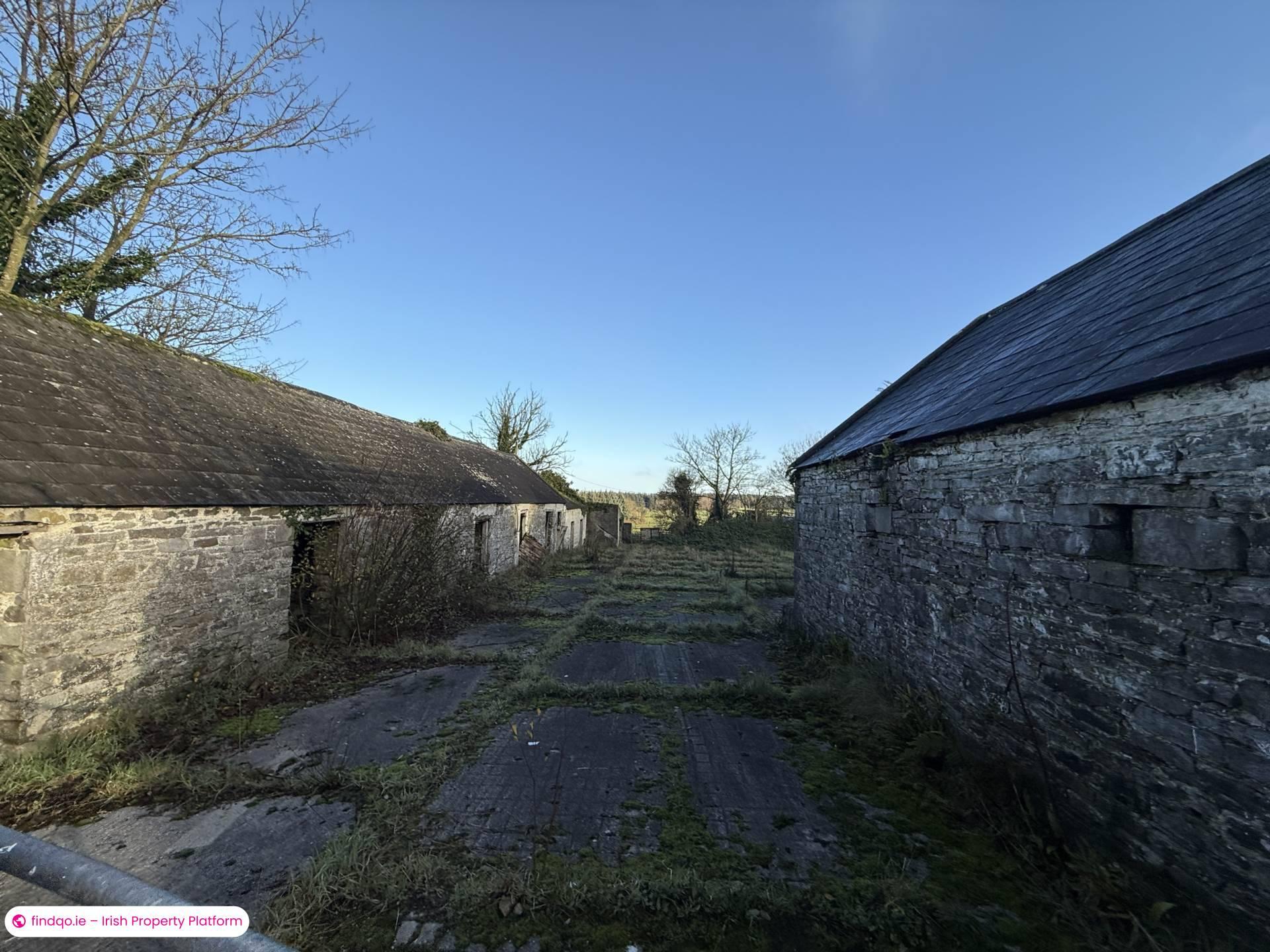 Detached house for Sale in Foynes, Limerick, V94 DK60