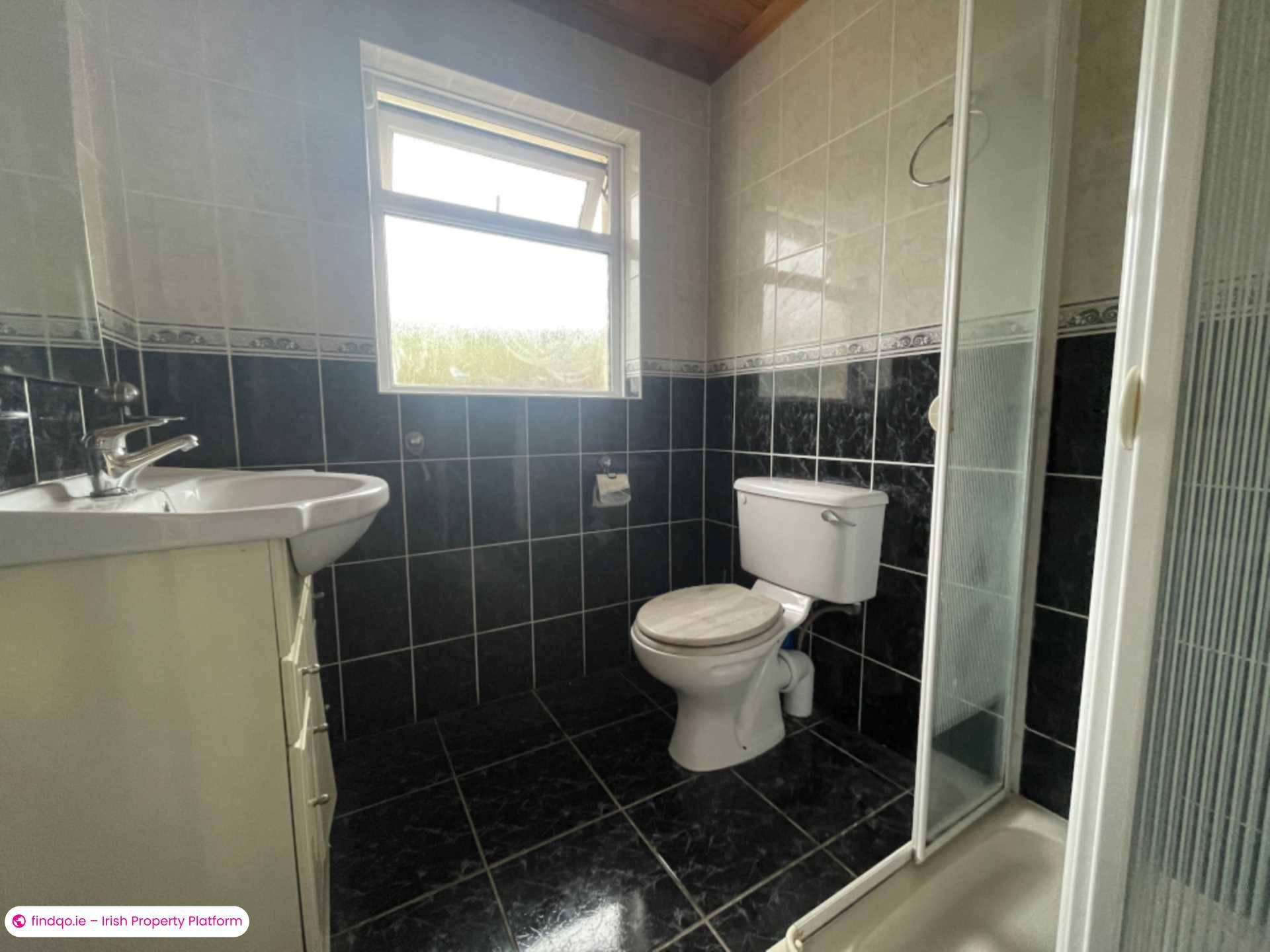 Detached house for Sale in Doochary, Donegal