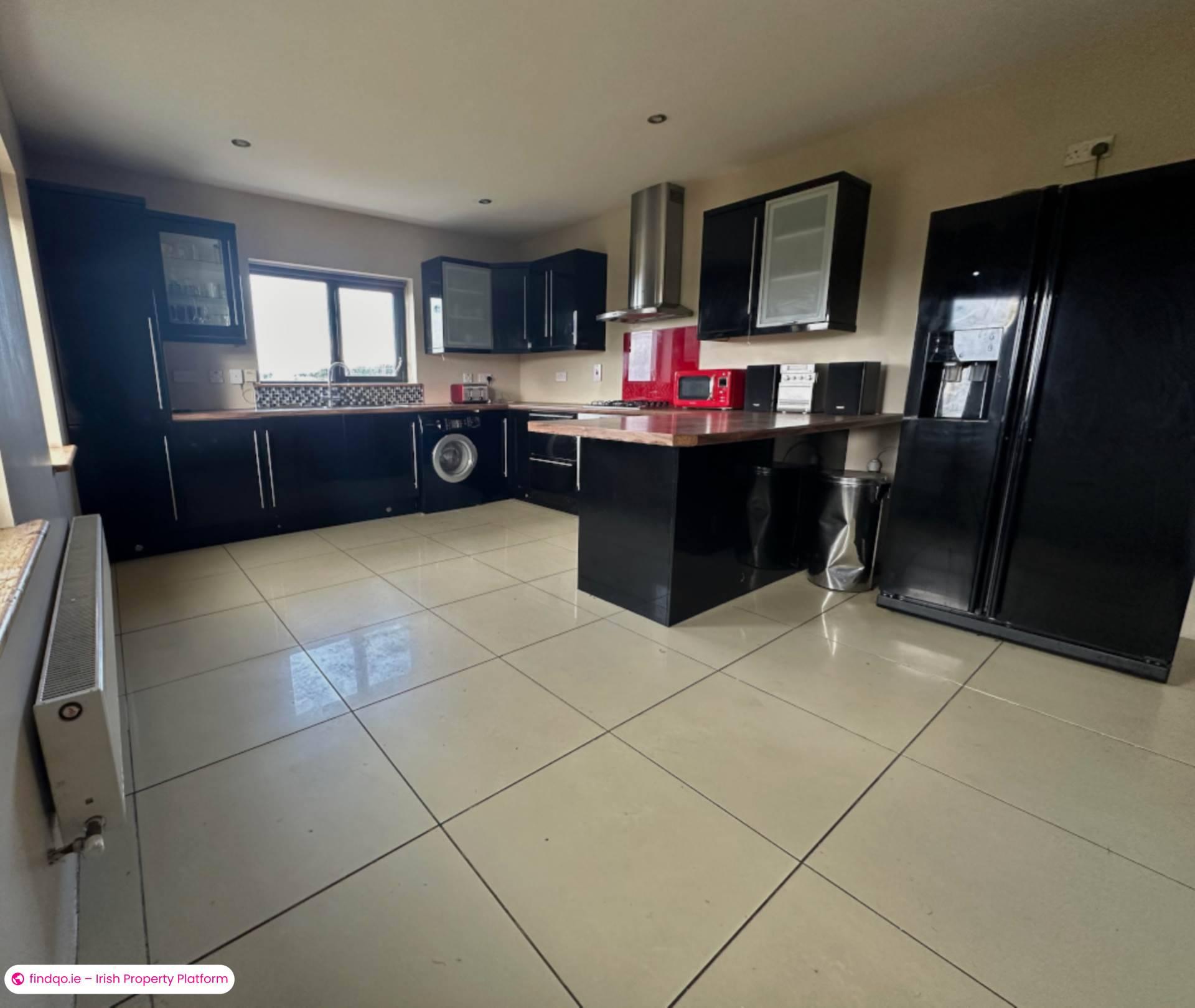 Detached house for Sale in Derrybeg, Donegal