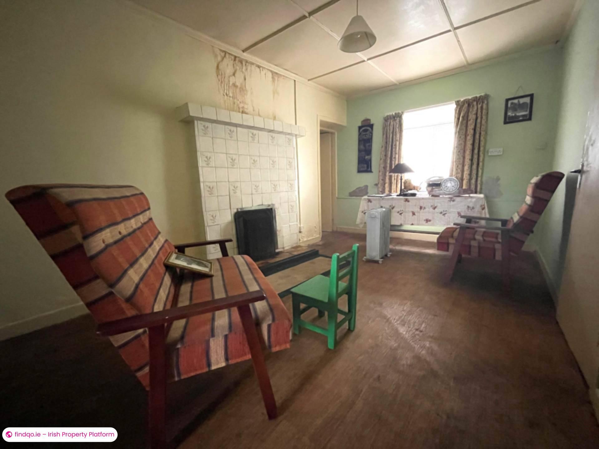 Semi-detached house for Sale in Kincasslagh, Donegal