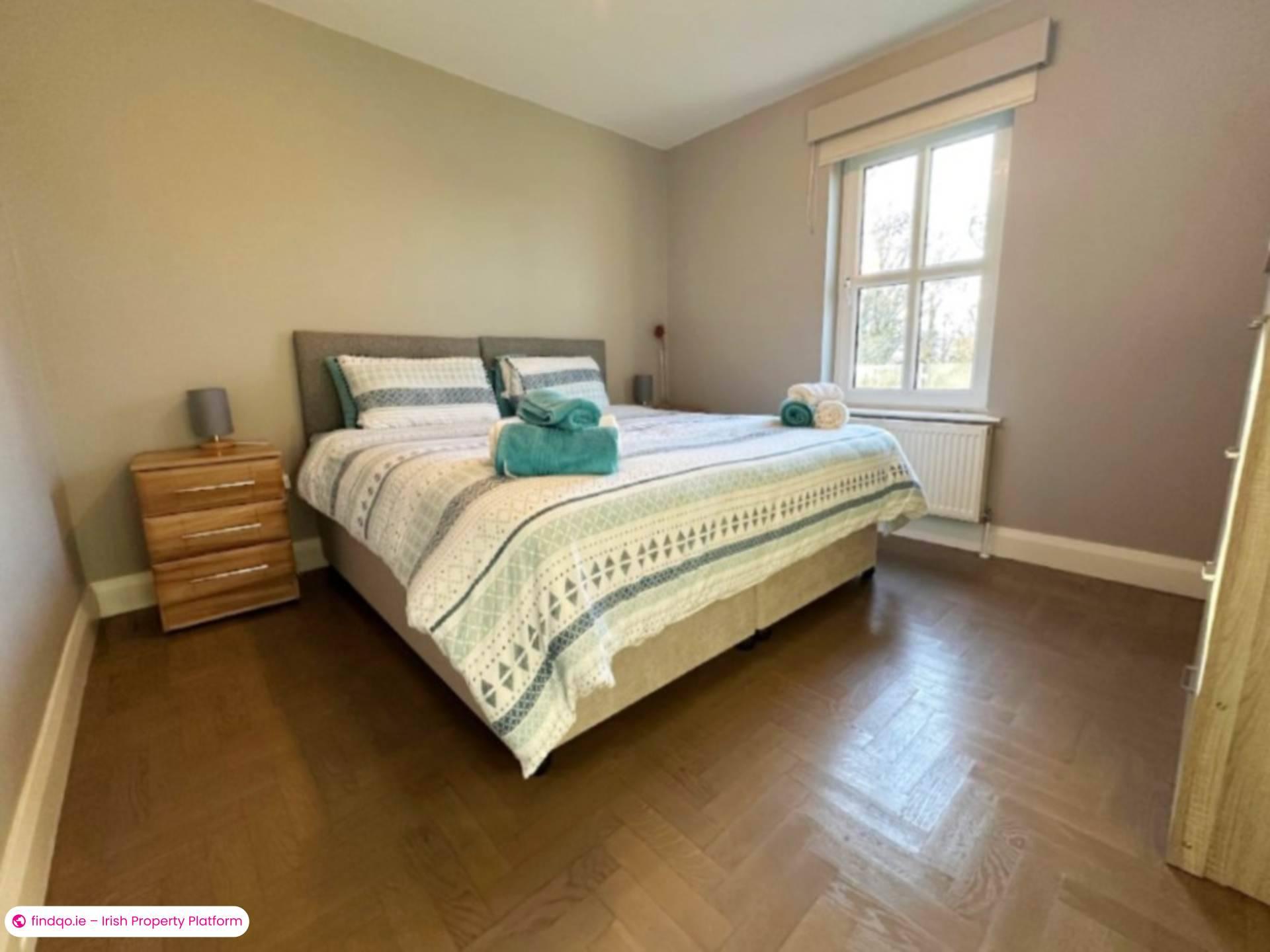 Detached house for Sale in Lettermacaward, Donegal